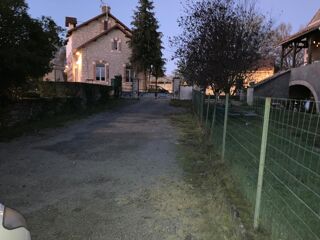  Immeuble à vendre 10 pièces 355 m²