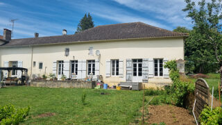 Maison 5 pièces 165 m² · à Saint-Martin-le-Pin · 165 m² · 232 000 €