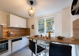  Appartement  vendre 4 pices 82 m