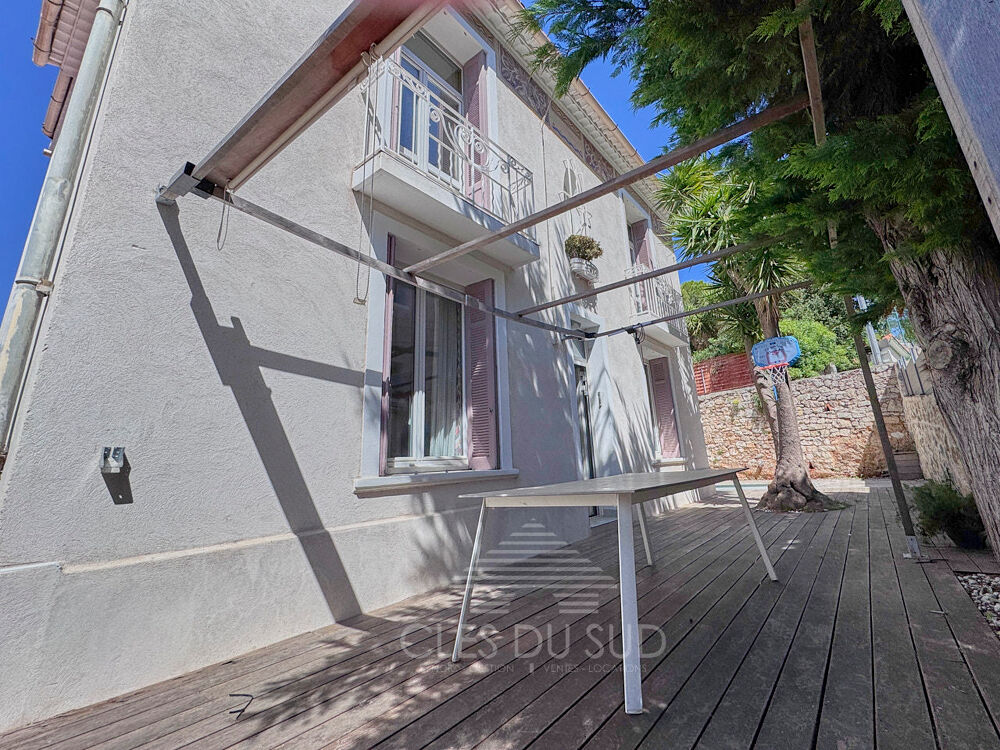 Vente Maison avec Cachet Toulon Claret, Piscine