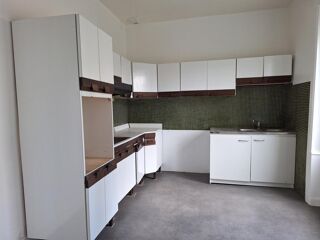  Maison à louer 5 pièces 111 m²
