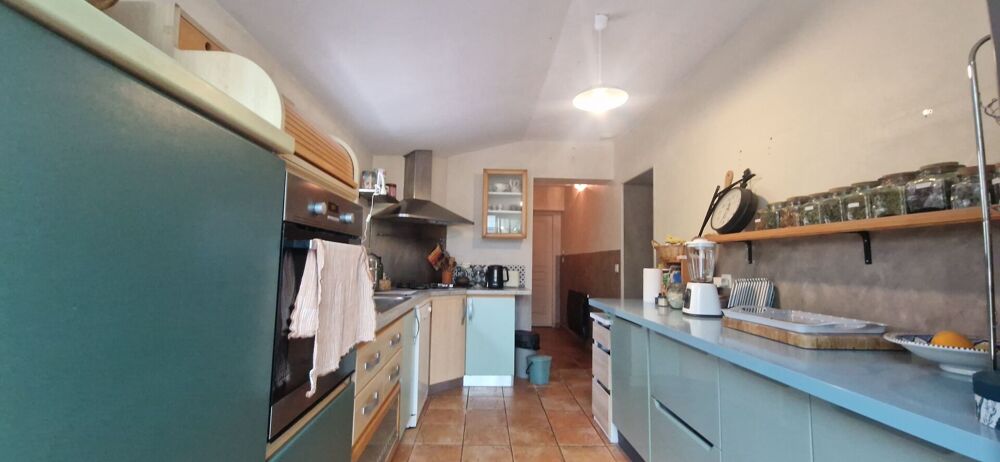 BOUSSENS proche maison de 130 m² avec gite et dépendance sur 980 m² de terrain clos