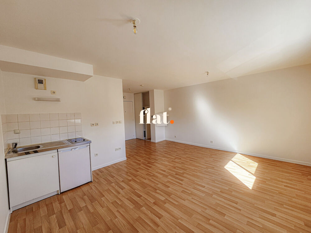 Vente Appartement Grand studio avec stationnement proche facultés Nantes