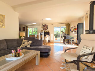 Vente Maison MAISON INDIVIDUELLE 2003 | 4 CHAMBRES | GARAGE | SPA & JARDIN St herblain