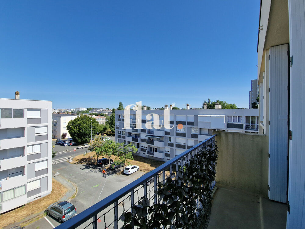 Vente Appartement T3 | 2 chambres | dernier étage | cave | parking Cholet