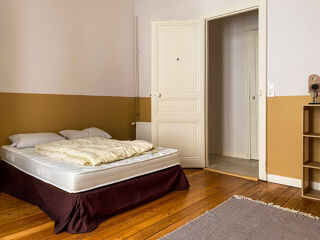  Appartement à louer 4 pièces 100 m²