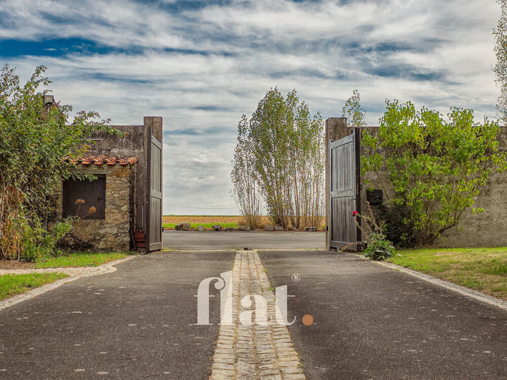  vendre  Proprit/chteau Aigrefeuille-sur-Maine (44140)