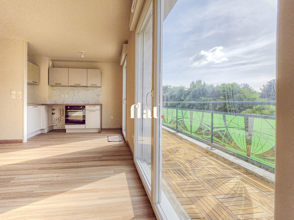 T3 DALBY + GARAGE: RUE DES STOCKS -