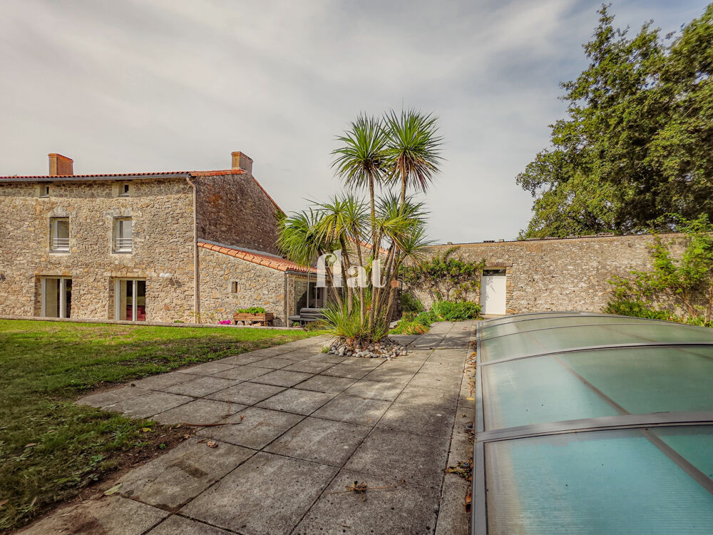  vendre  Proprit/chteau Aigrefeuille-sur-Maine (44140)