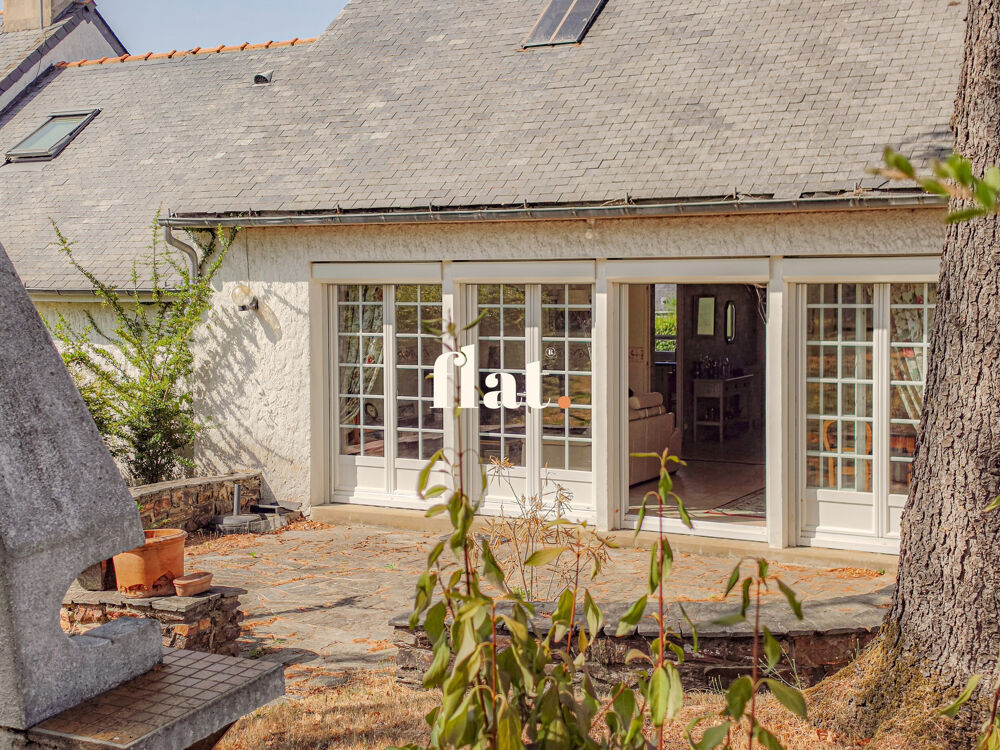 Vente Maison Maison R + 1 + garage   - 120 m2 - 3 chambres - Sautron bourg Sautron