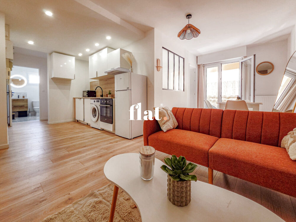 Vente Appartement Appartement T3 rénové  50 m2 avec parking et balcon sur la Place de la Guiroué Nantes