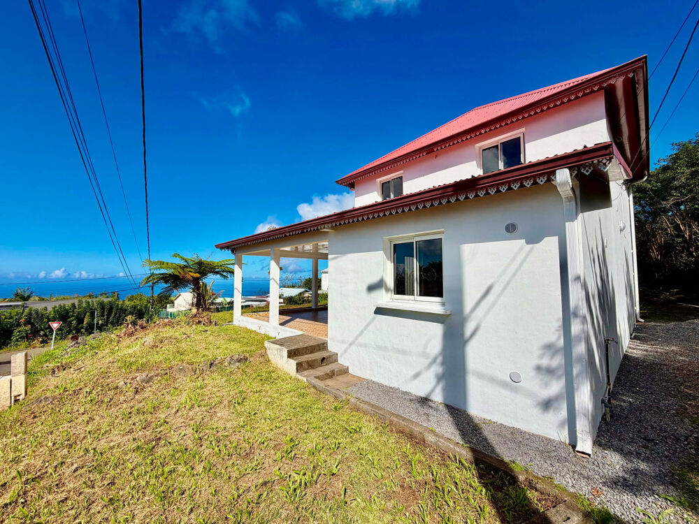 Vente Maison SAINT JOSEPH 97480 - VILLA T5 - VOLUMES AGRÉABLES - BELLE VUE - QUARTIER CALME St joseph