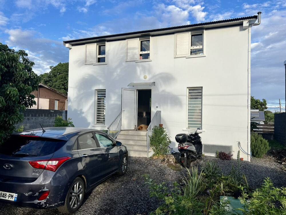 RAVINE DES CABRIS 97432 - VILLA MODERNE ET RECENTE - BIEN SITUEE - TERRAIN PLAT ET CLOS