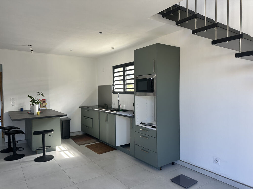 Vente Maison SAINT JOSEPH 97480 - VILLA F4 À TERMINER - SECTEUR CALME - PROCHE DES COMMODITÉS - BEAU POTENTIEL St joseph
