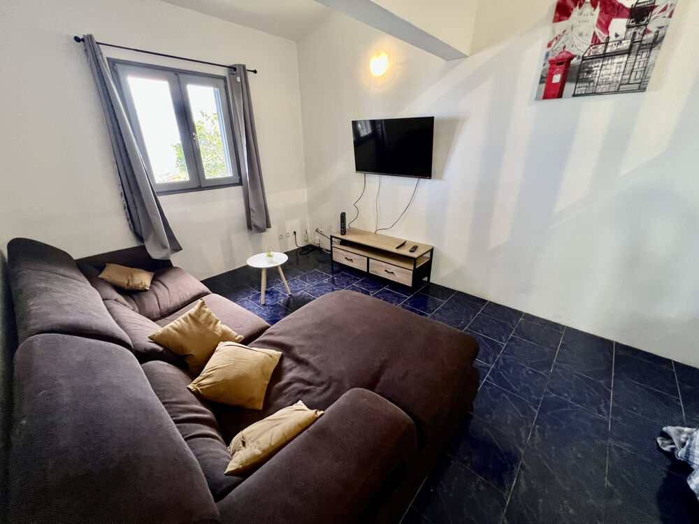 Vente Maison TAMPON 97430 - MAISON T5 + STUDIO - BEAUX VOLUMES - VUE MER - SECTEUR CALME Le tampon