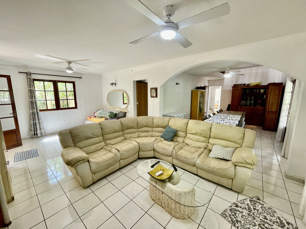 SAINT JOSEPH MANAPANY LES BAINS- 97480 - BELLE VILLA - PROCHE DES COMMODITÉS