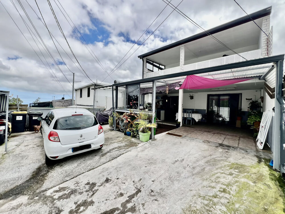 Vente Maison TAMPON 97430 - MAISON FAMILIALE - BEAUX VOLUMES - QUARTIER AGRÉABLE - PAS DE TRAVAUX Le tampon