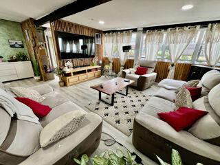  Maison � vendre 4 pi�ces 218 m�