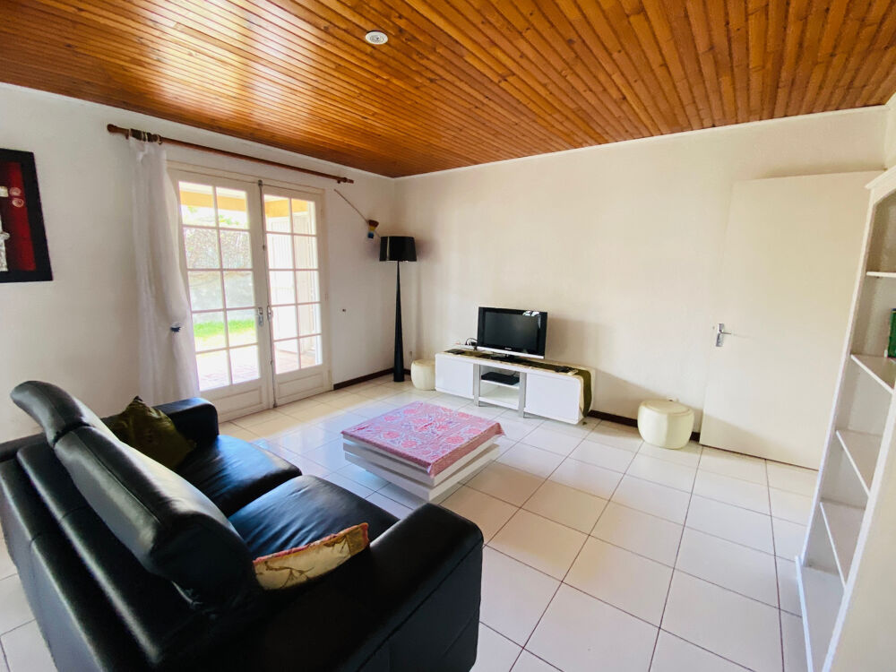 Vente Maison SAINT PIERRE 97410 - VILLA F4 EN PARFAIT ETAT + PISCINE - EMPLACEMENT DE CHOIX St pierre