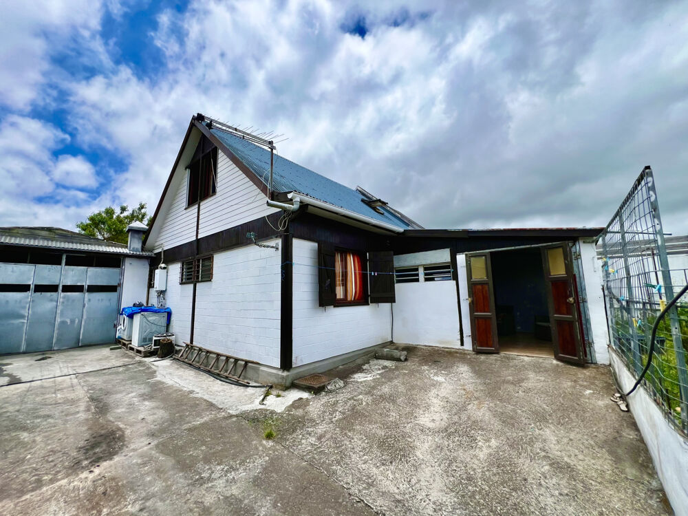 Vente Maison TAMPON 97430 - MAISON F4/5 À ÉTAGE - A RAFRAÎCHIR - QUARTIER VERDOYANT Le tampon