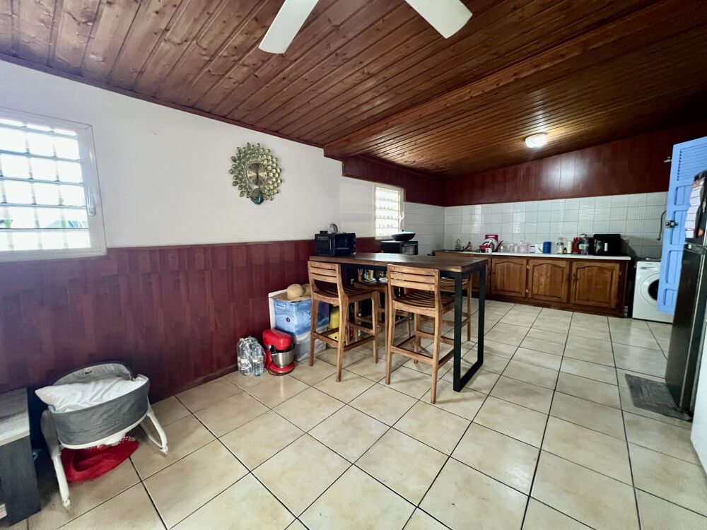 Vente Maison SAINT PIERRE 97410 - CHARMANTE MAISON - BEAU TERRAIN - QUARTIER RÉSIDENTIEL St pierre