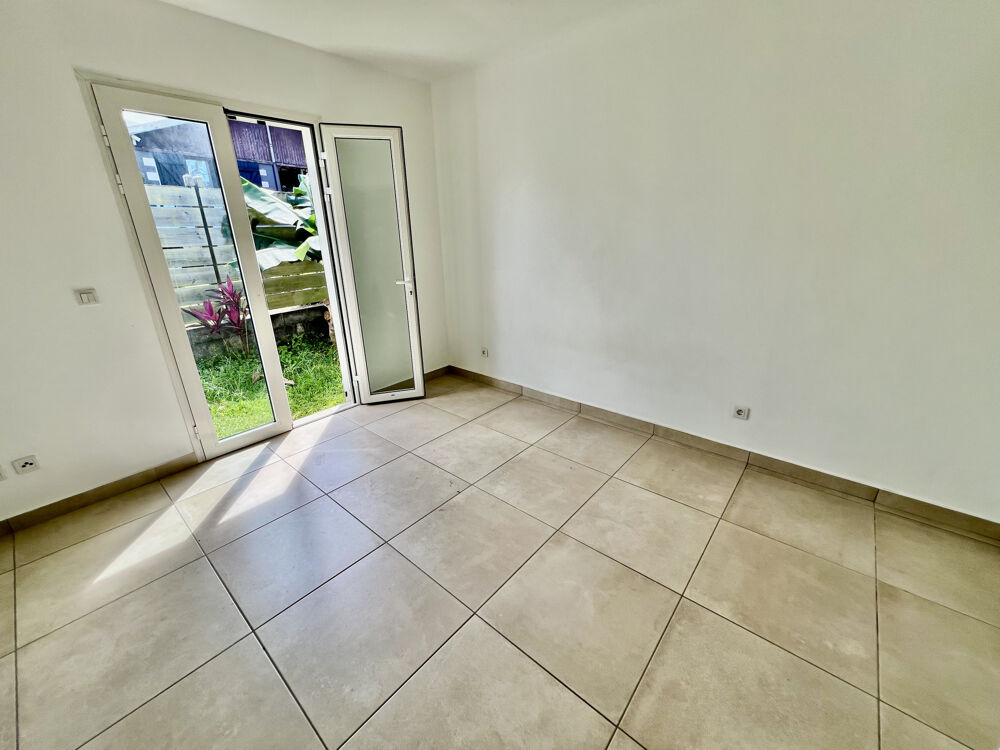 Vente Maison SAINT PHILIPPE 97442 - VILLA F4 DE PLAIN PIED - FONCTIONNELLE - BEAUX VOLUMES - PROCHE CENTRE St philippe