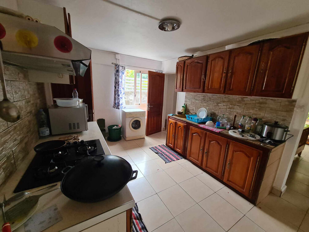Vente Maison TAMPON 97430 - MAISON FAMILIALE + DÉPENDANCE - BEAUX VOLUMES - QUARTIER AGRÉABLE Le tampon