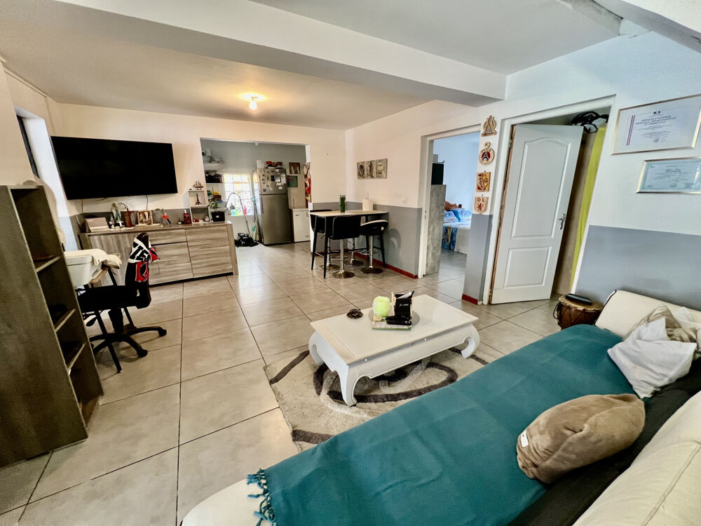 Vente Maison TAMPON 97430 - MAISON FAMILIALE - BEAUX VOLUMES - QUARTIER AGRÉABLE - PAS DE TRAVAUX Le tampon