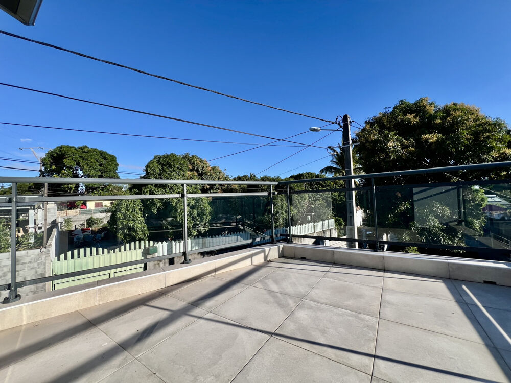 Vente Maison SAINT PIERRE 97410 - VILLA F4 NEUVE ET FONCTIONNELLE - TERRASSE - TOUT À L'ÉGOUT - TERRAIN PISCINABLE St pierre