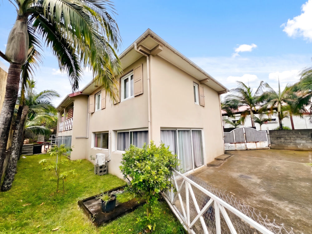 Vente Maison SAINT JOSEPH 97480 - VILLA F6 LUMINEUSE + SOUS SOL AMENAGE - PROCHE COMMODITÉS - TERRAIN VERDOYANT St joseph