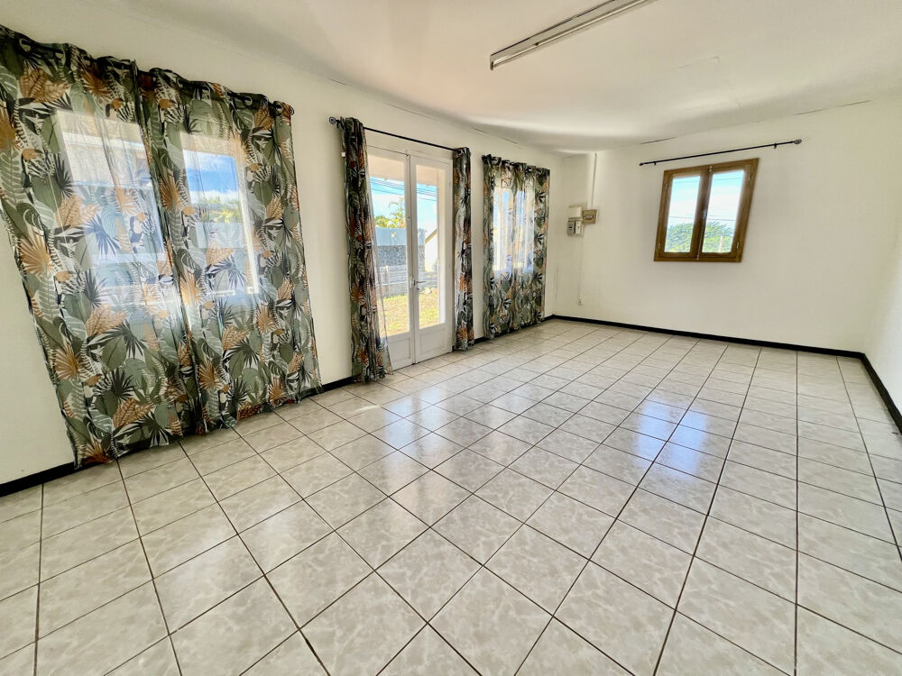Vente Maison SAINT JOSEPH 97480 - MAISON TYPE CREOLE - TERRAIN PLAT - SECTEUR FACILE D'ACCÈS St joseph