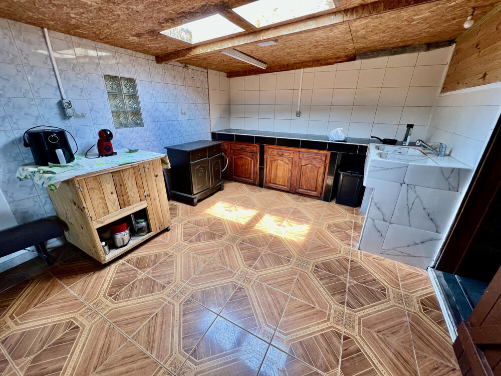 Vente Maison TAMPON 97430 - MAISON F4/5 À ÉTAGE - A RAFRAÎCHIR - QUARTIER VERDOYANT Le tampon