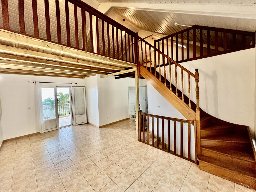 Vente Maison TAMPON 97430 - VILLA F3/4 + MEZZANINE - CELLIER - GARAGE - PROCHE COMMERCES ET CLINIQUE Le tampon