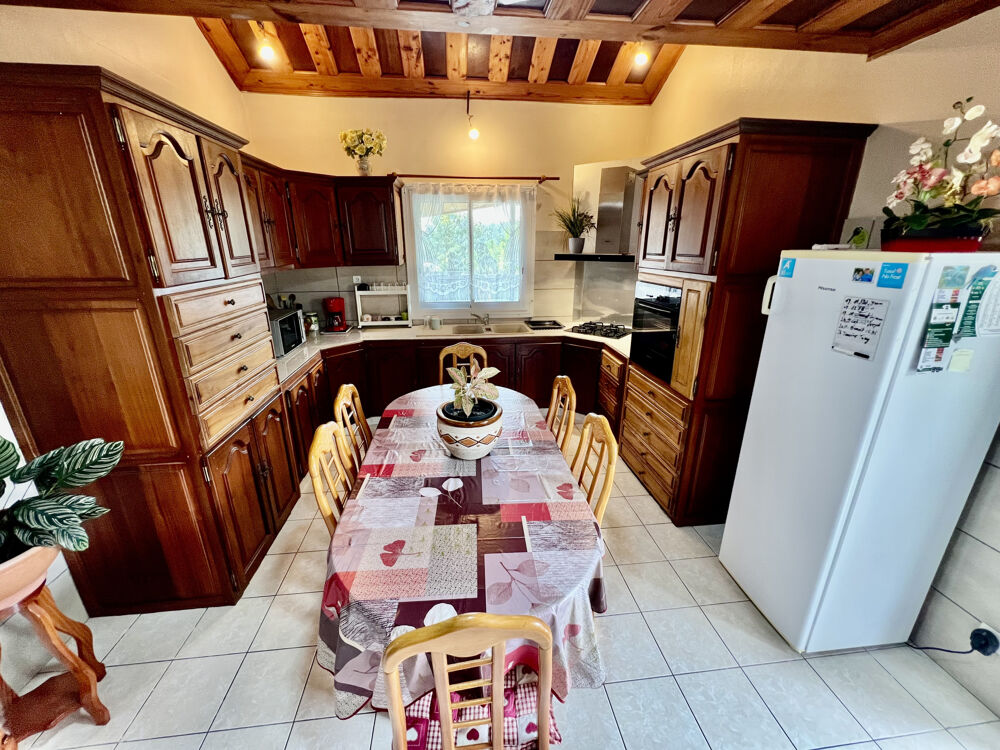 SAINT JOSEPH 97480 - VILLA F6 + MEZZANINE - CONFORTABLE - CADRE CHAMPETRE
