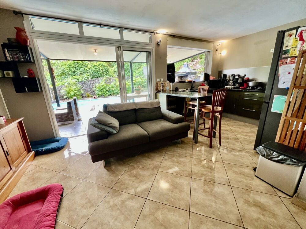 Vente Maison TAMPON 97430 - MAISON T3 - FORT POTENTIEL - PISCINE AU SOL - CADRE AGRÉABLE Le tampon