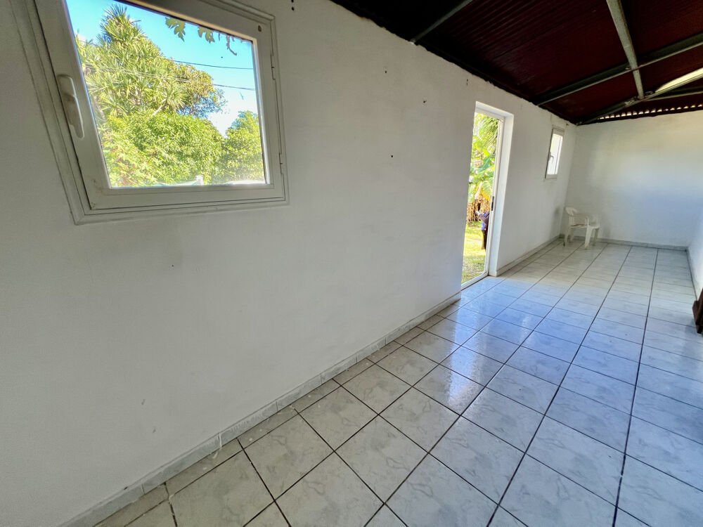 Vente Maison SAINT JOSEPH 97480 - MAISON F3 À RAFRAÎCHIR - TERRAIN PLAT ET PISCINABLE St joseph