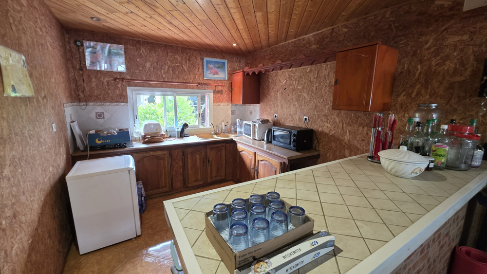Vente Maison SAINT JOSEPH 97480 - MAISON F3 DE PLAIN PIED - GARAGE - SECTEUR VERDOYANT St joseph