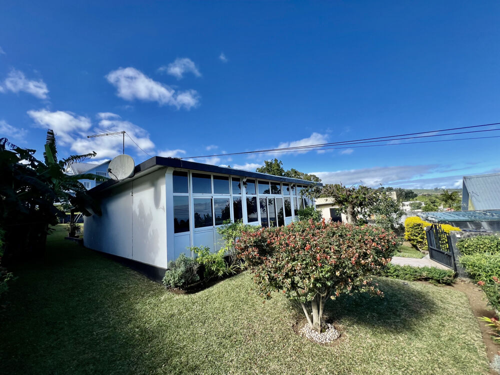 Vente Maison TAMPON 97430 - ENSEMBLE IMMOBILIER ENTRETENU - ENVIRONNEMENT CALME  - VASTE TERRAIN - FACILE D'ACCÈS Le tampon