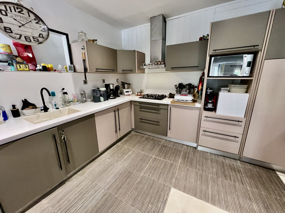 SAINT JOSEPH 97480 - VILLA T6 - VUE MONTAGNE - CADRE AGRÉABLE - PROCHE DES COMMODITÉS