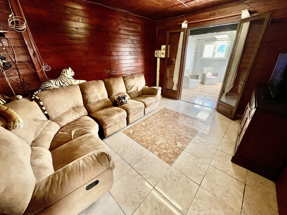 Vente Maison TAMPON 97430 - MAISON F4/5 À ÉTAGE - A RAFRAÎCHIR - QUARTIER VERDOYANT Le tampon