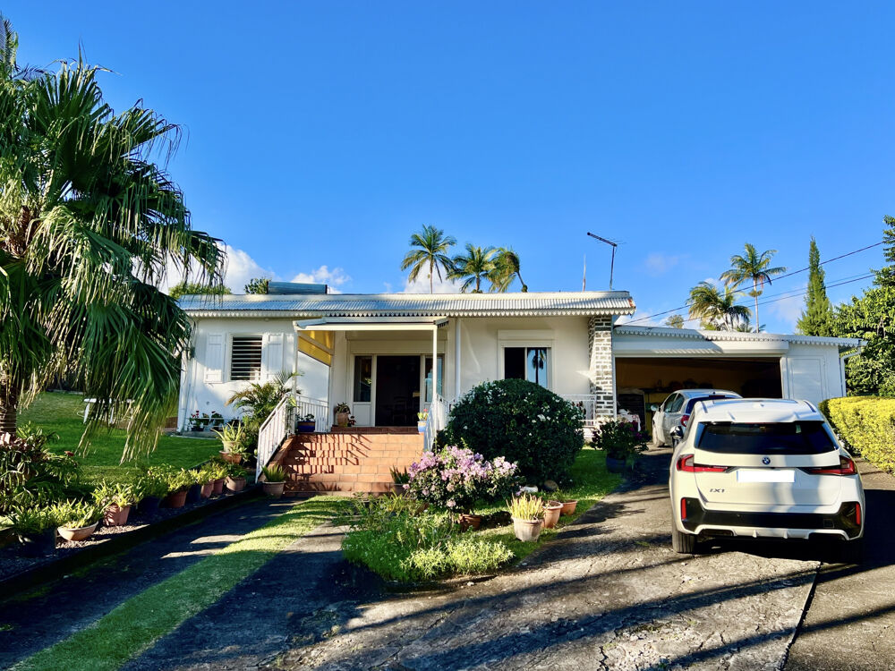 Vente Maison SAINT PIERRE 97410 - VILLA CONFORTABLE - TYPE CREOLE - PLAIN PIED - JARDIN ENTRETENU ET ARBORÉ St pierre