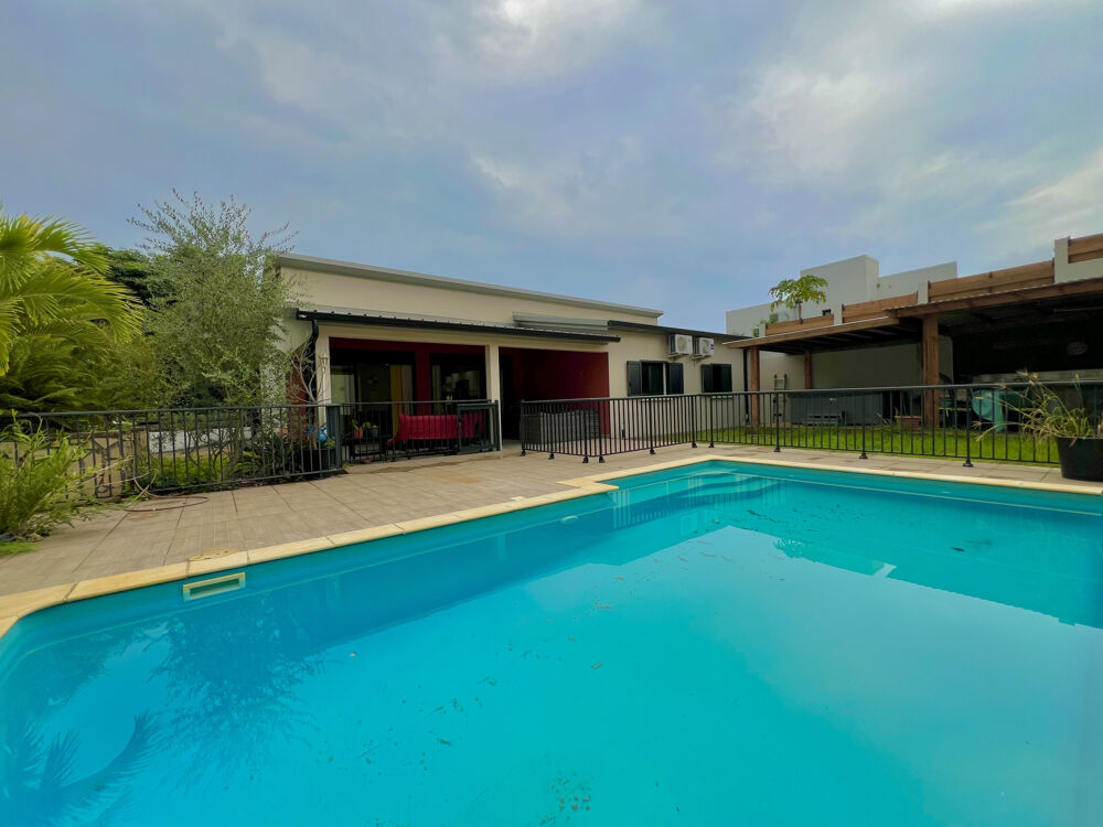 Maison 4 pièces 104 m² · à St Pierre · 104 m² · 530 000 €