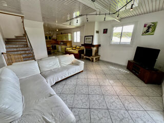  Maison � vendre 5 pi�ces 210 m�