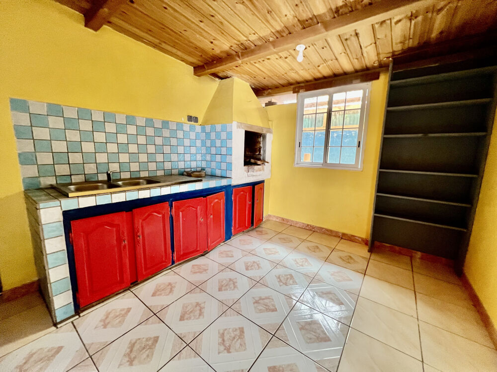 PETITE ILE 97429 - VILLA DE PLAIN PIED - HABITABLE DE SUITE - GARAGE - FACILE D'ACCES