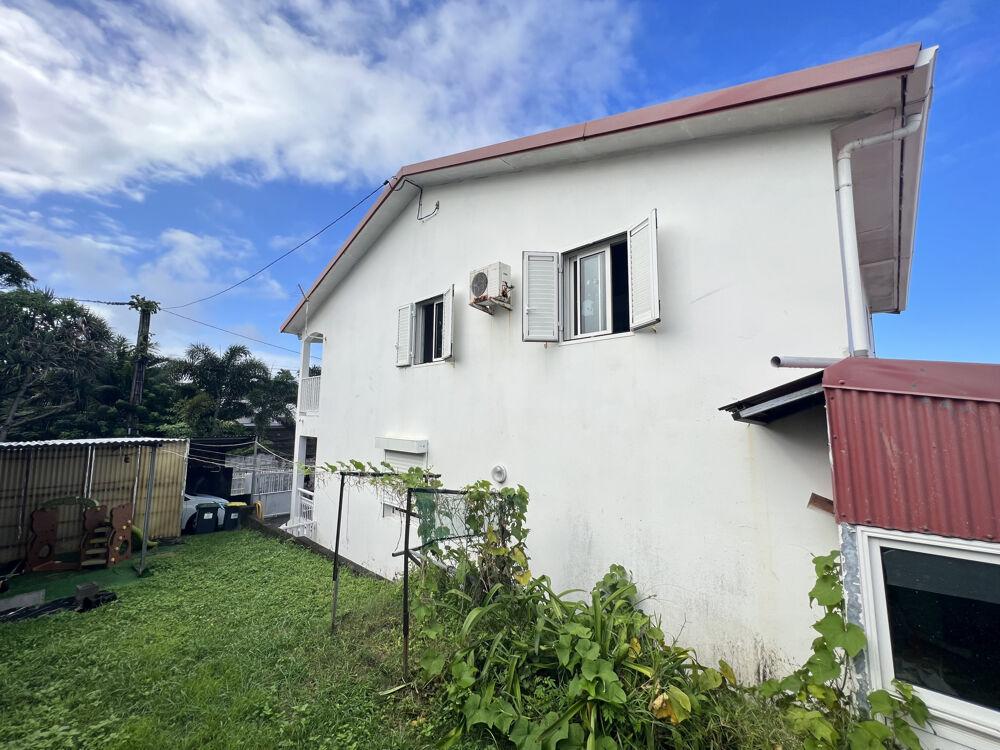 SAINT JOSEPH 97480 - MAISON F5 A ETAGE - LUMINEUSE ET ENTRETENUE - QUARTIER PRISE