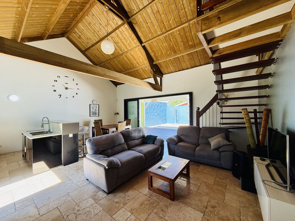 Vente Maison SAINT PIERRE 97410 - VILLA AVEC PISCINE - BELLES PRESTATIONS - TRÈS BIEN SITUÉE - CONDÉ - ACCÈS RAPIDE 4 VOIES St pierre