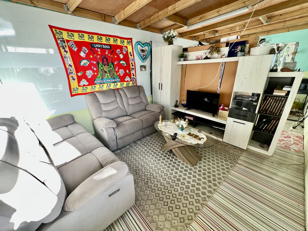 Vente Maison SAINT PIERRE 97410 - MAISON T3/4 - POSSIBILITÉ 2 LOGEMENTS - FORT POTENTIEL - PROCHE DE TOUT St pierre