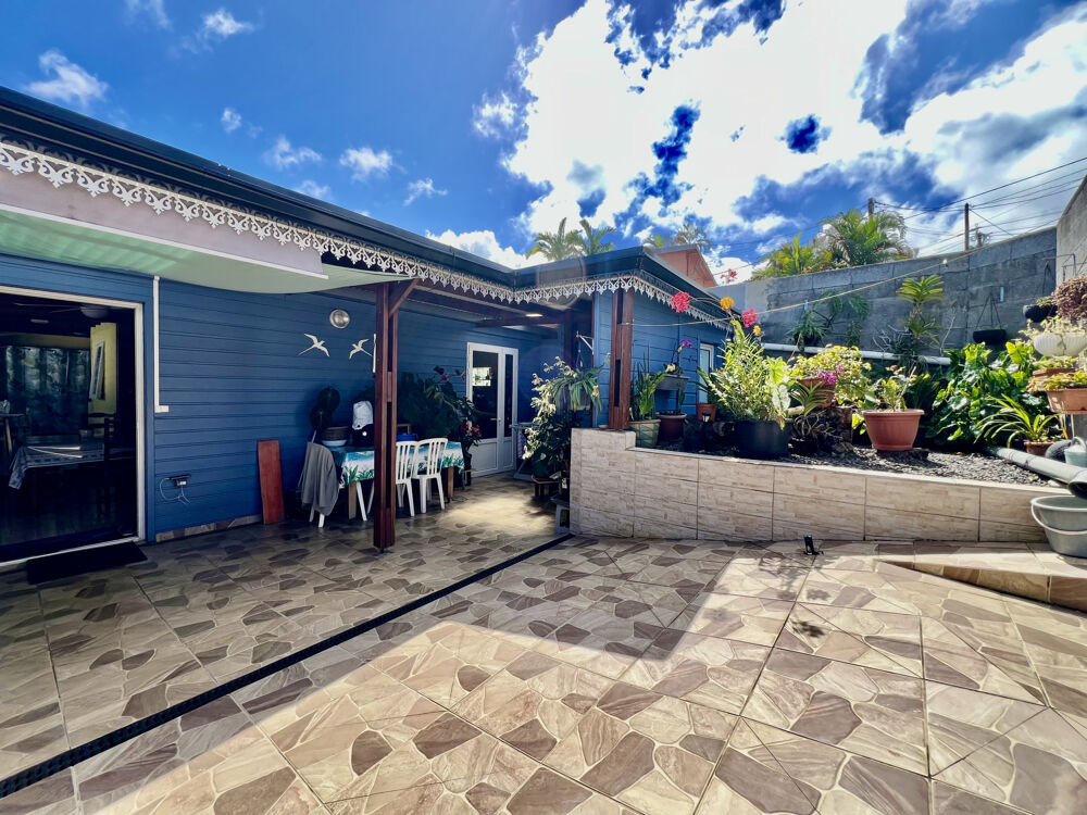Maison 3 pièces 90 m² · à Petite Ile · 90 m² · 192 000 €
