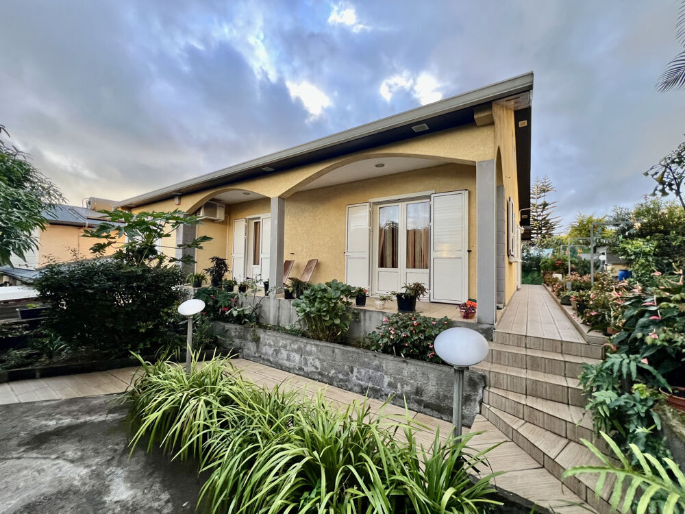 Maison 4 pièces 165 m² · à Le Tampon · 165 m² · 380 000 €