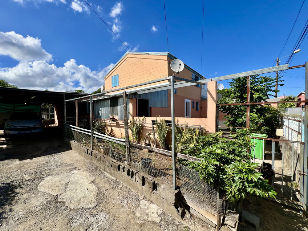 Vente Maison SAINT PIERRE 97410 - VILLA À ÉTAGE -  FORT POTENTIEL - TRAVAUX À PRÉVOIR - VARANGUE FERMÉE St pierre